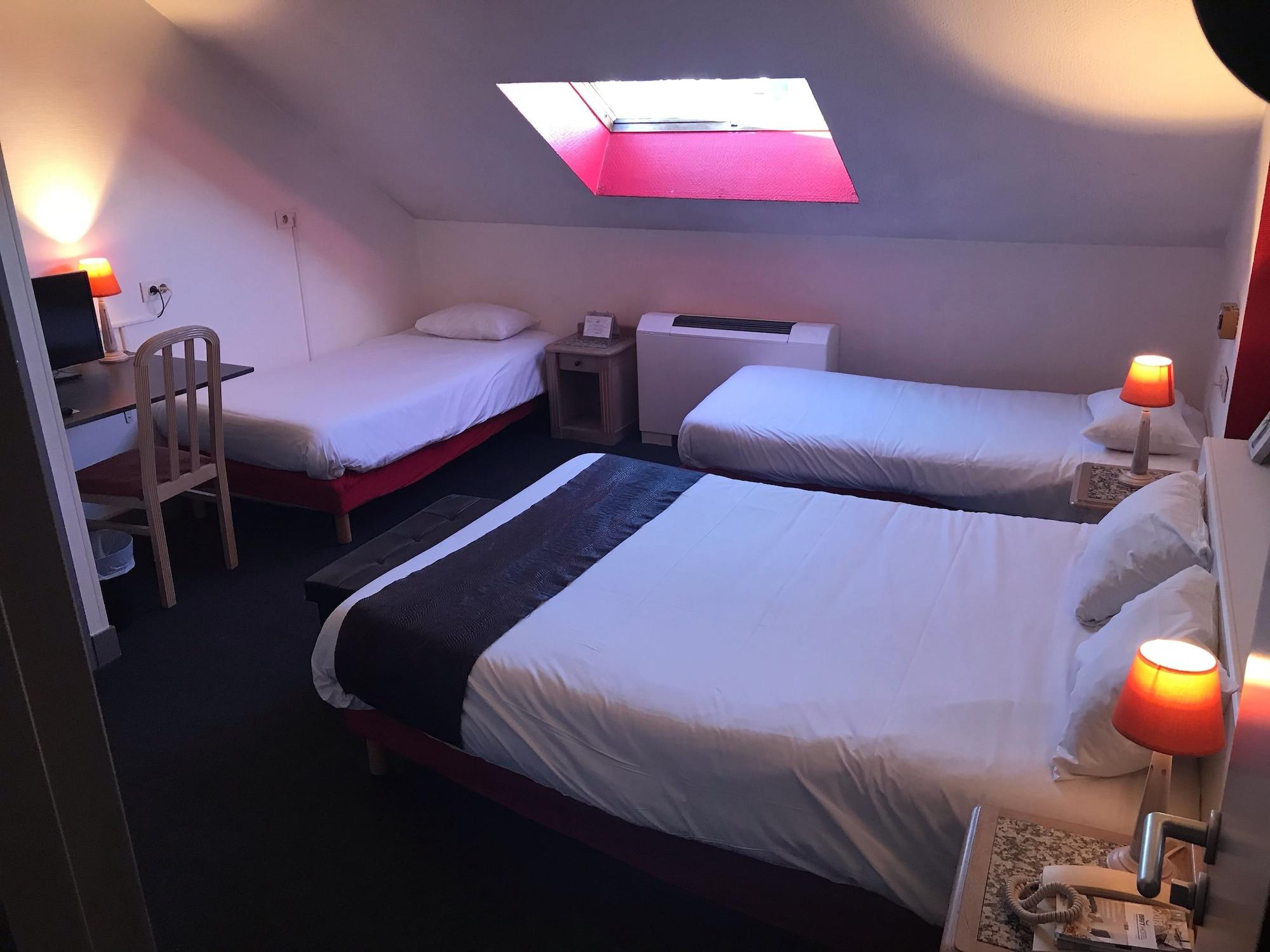 Brit Hotel Aux Sacres Reims, Centre Historique Buitenkant foto